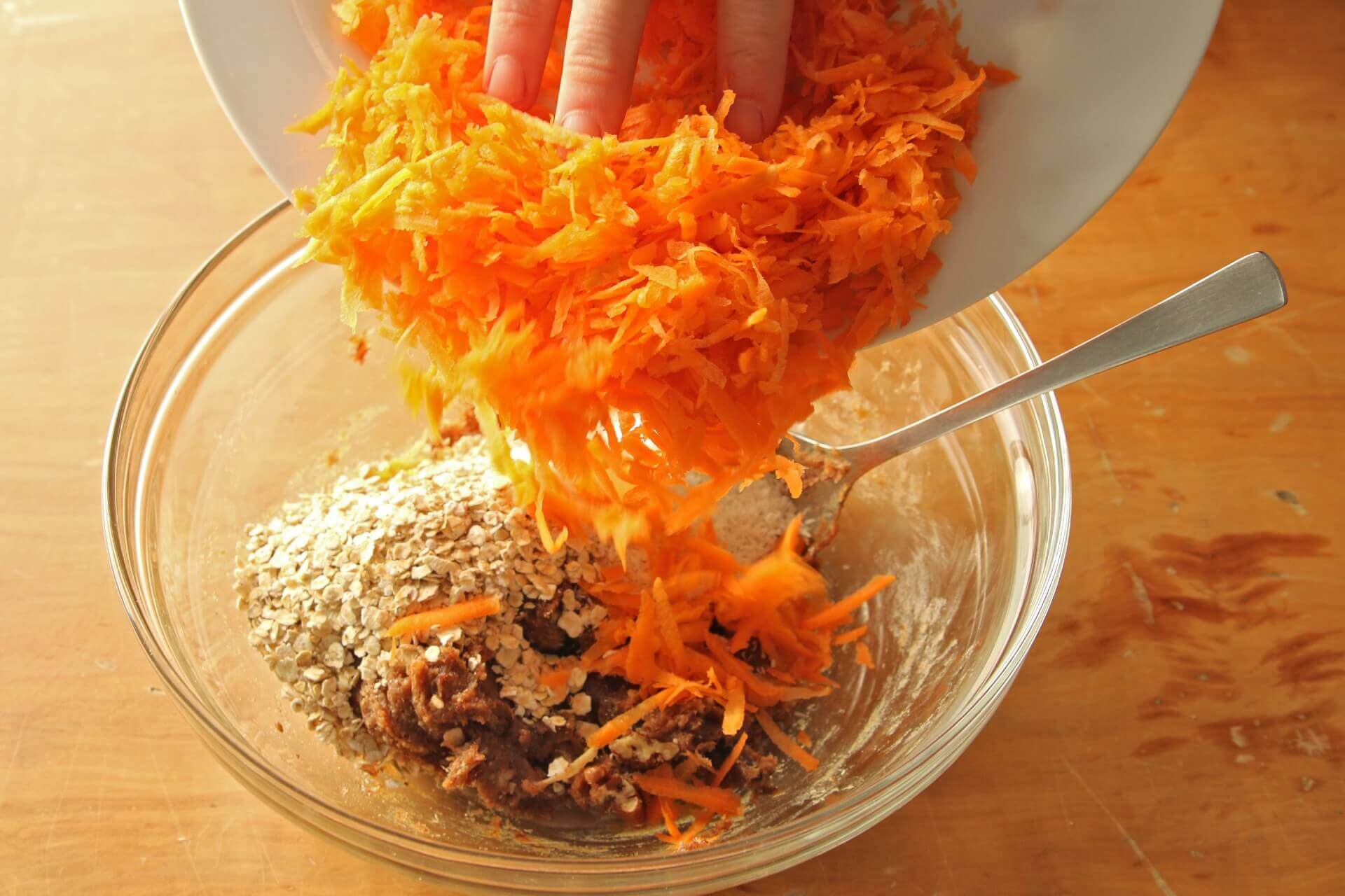 08---Karotten-und-Nüsse-zugeben (2) (1)