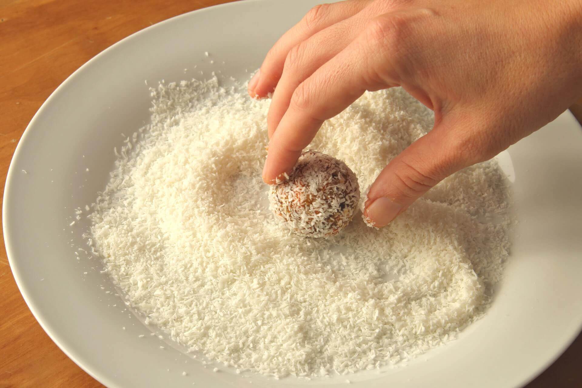 12---in-Kokos-wälzen (1) (1)