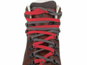 Wanderschuhe richtig schnüren