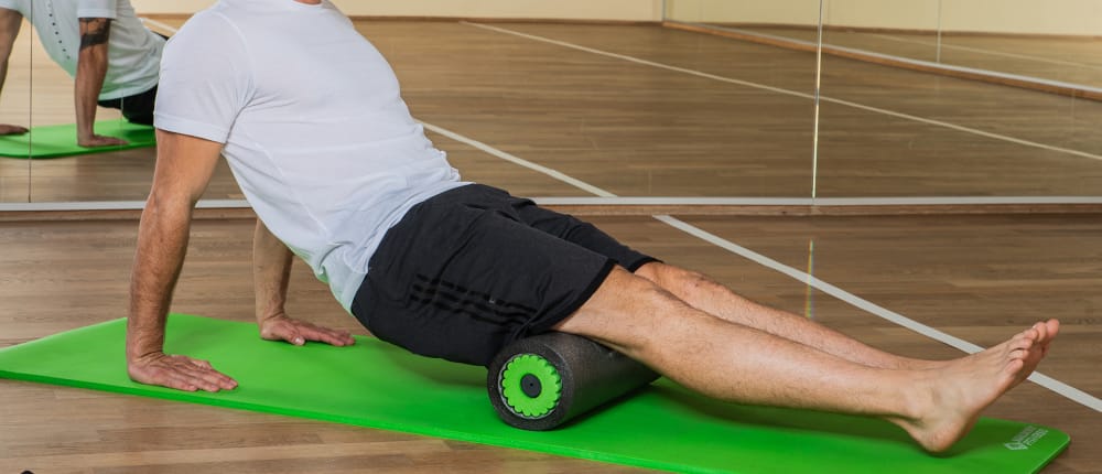 Mit Matte und Faszienrolle kann das Training beginnen.