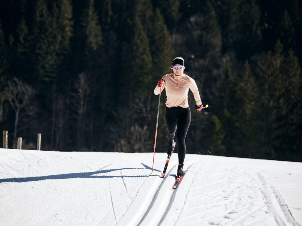 Der Diagonalschritt ähnelt dem Bewegungsablauf beim Gehen.
Foto: U. Golling