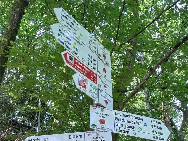 Wegweiser Loffenauer Runde