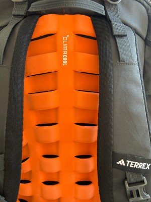 Bild 1 von Weronika zu adidas Terrex - Terrex Xploric Climacool Backpack 30 - Wanderrucksack