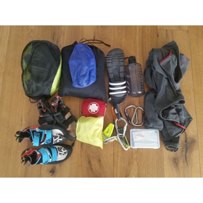 Das soll alles hinein. Bild 1 von peter zu DMM - Flight - Kletterrucksack