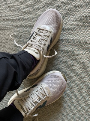 Bild 1 von Anastasiia zu New Balance - Women's FuelCell Rebel V5 - Runningschuhe