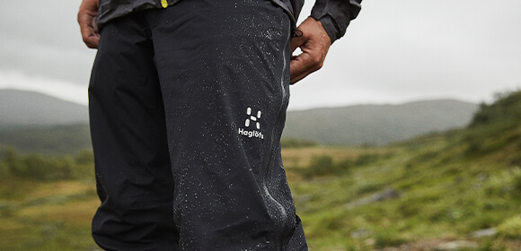 Produkte mit GORE-TEX PACLITE® Plus